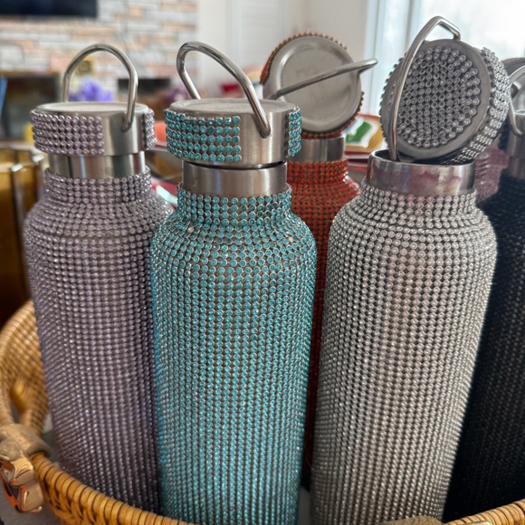 NEW TOMO Bedazzled Water Bottles 25  OZMany Colours Available 11 color available - Picture 3 of 8